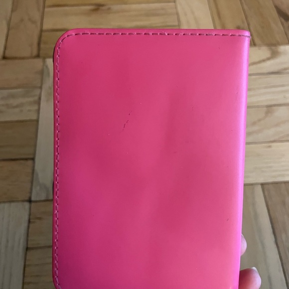 Flight 001 Passport Case - Picture 4 of 4